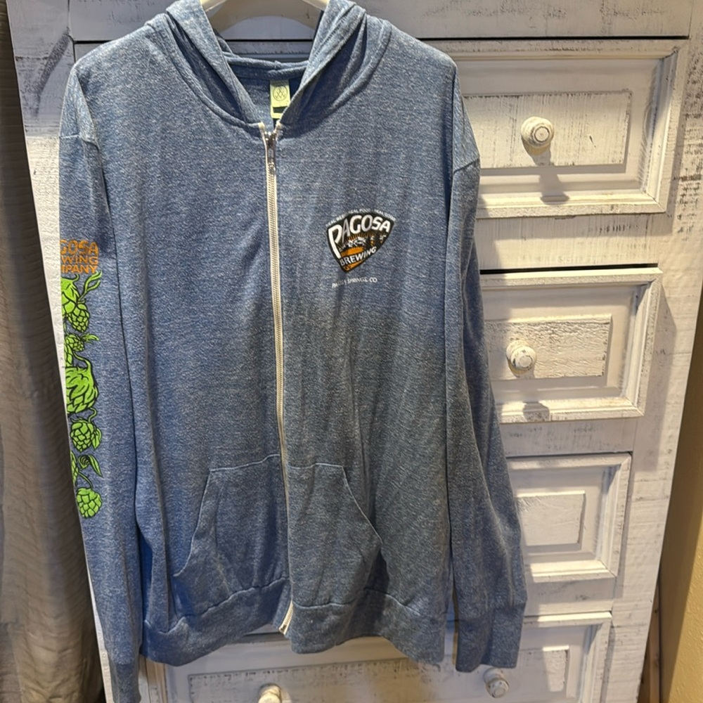 Lightweight jacket